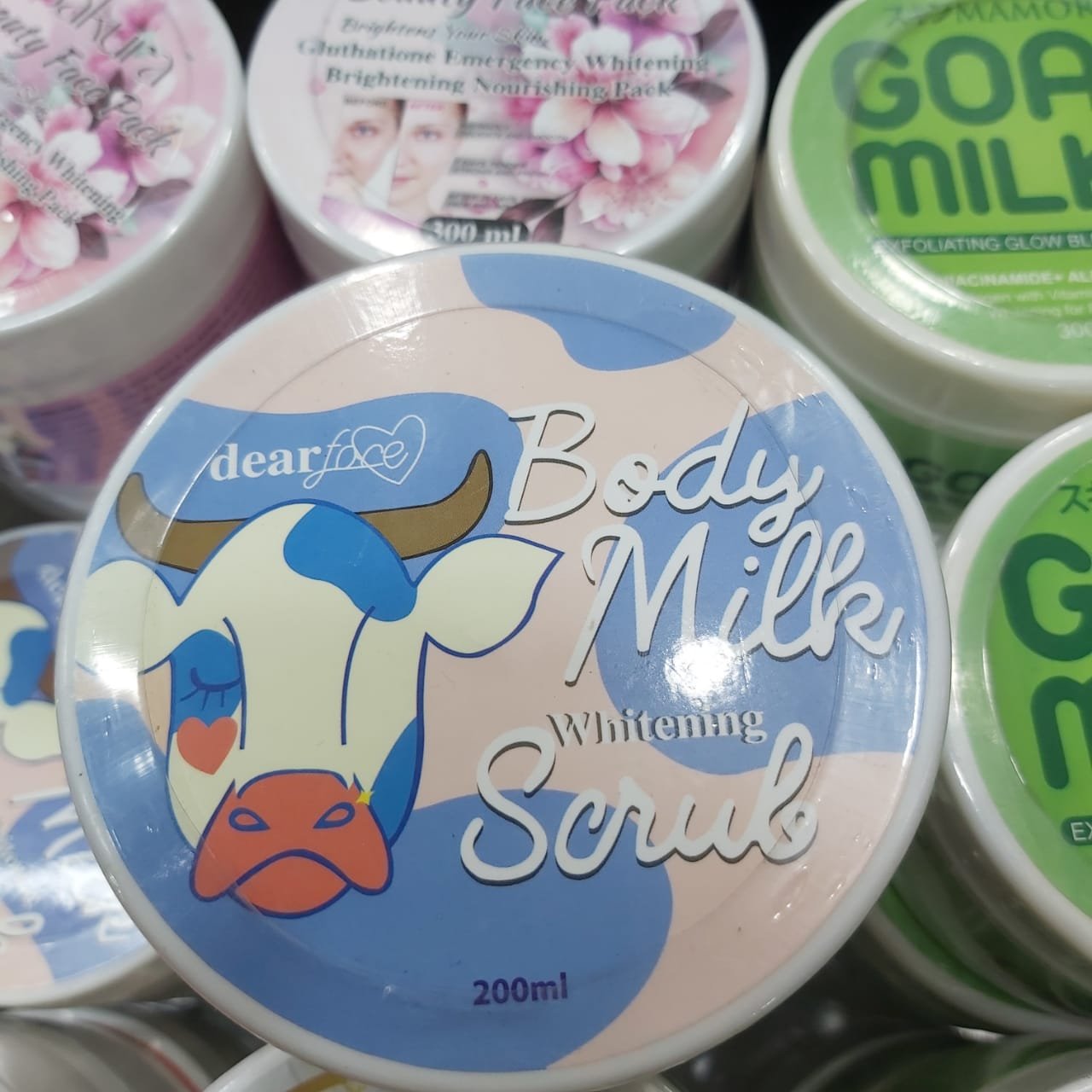 Dear Body Milk Whitening Scrub