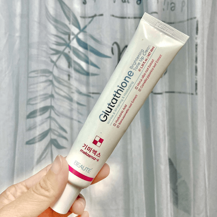 Glutathione Brightening Tone Up Cream