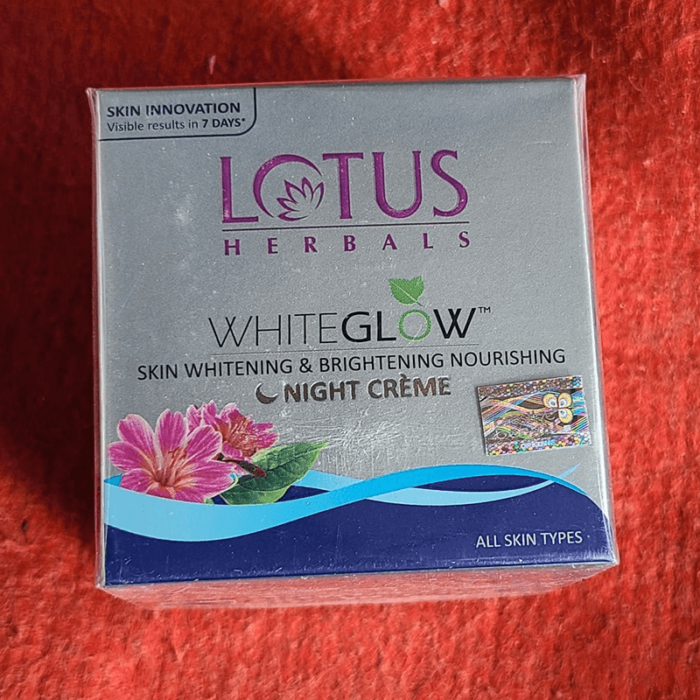 Lotus Hearbals White Glow Nighrt Cream